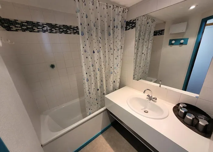 Diamant - De 32 M² Avec Borgne. Mae-3244 *